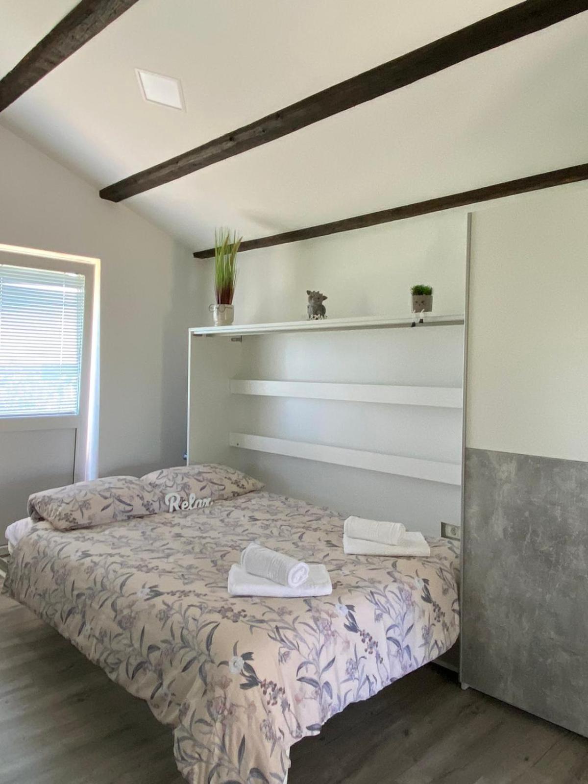 Apartma Vista Baredi อิซอลา ภายนอก รูปภาพ